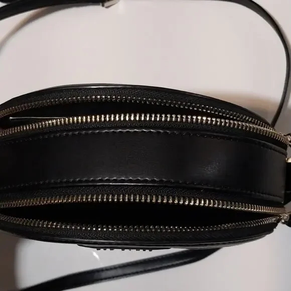 Ted Baker Armara Woven Circle Crossbody - Picture 5 of 10